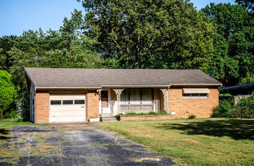 1912 S Holland Ave, Springfield, MO, 65807-2618 | Card Image