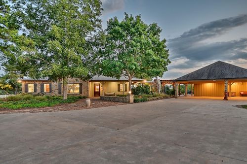 7940 Minarcik Rd, New Ulm, TX, 78950-5212 | Card Image