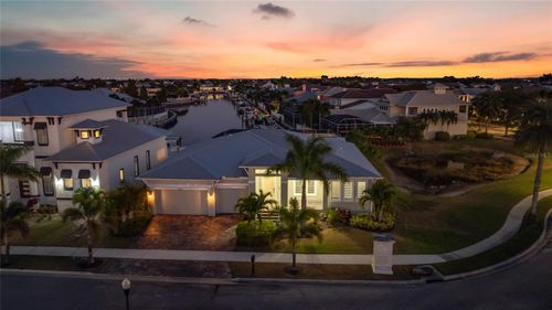 5603 Tybee Island Dr, APOLLO BEACH, FL, 33572-3463 | Card Image