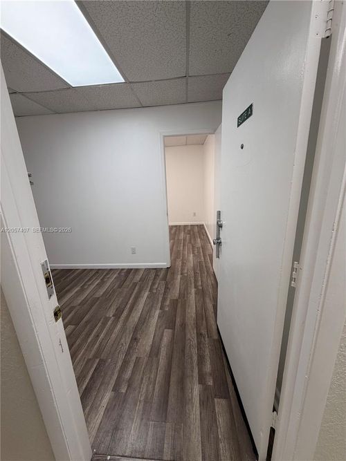202a-8358 W Oakland Park Blvd, Sunrise, FL, 33351-7340 | Card Image
