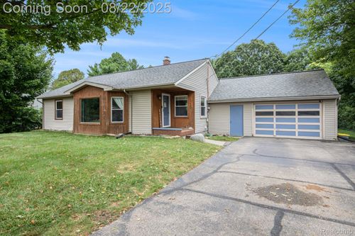 3236 Lynne Ave, Flint, MI, 48506-2118 | Card Image