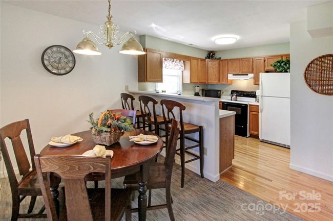 UNIT-802 - 157 Toxaway Views Dr, Condo with 2 bedrooms, 2 bathrooms and null parking in Lake Toxaway NC | Image 10