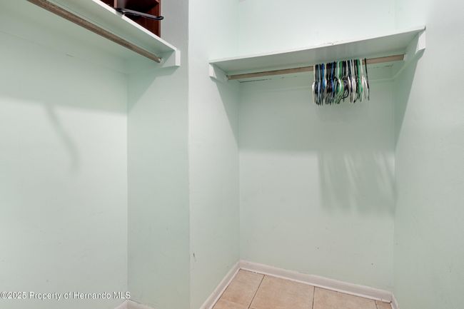 7464 Acorn Cir, House other with 3 bedrooms, 2 bathrooms and null parking in SPRING HILL FL | Image 22