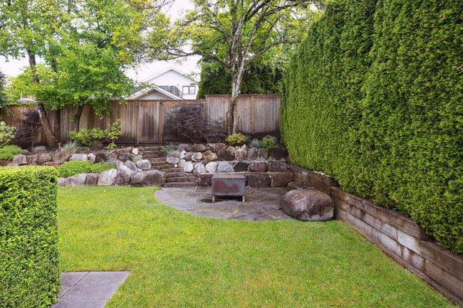 130 E Kings Road, House other with 3 bedrooms, 3 bathrooms and 3 parking in North Vancouver BC | Image 37