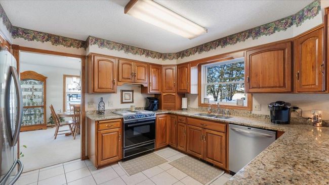 Kitchen | Image 24