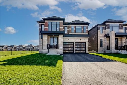 35 Walters Street, Lindsay, ON, K9V0S2 | Card Image