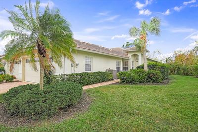 4458 Corso Venetia Boulevard, House other with 2 bedrooms, 2 bathrooms and null parking in Venice FL | Image 3