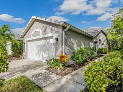 5321 Whitten Dr, NAPLES, FL, 34104-5300 | Card Image