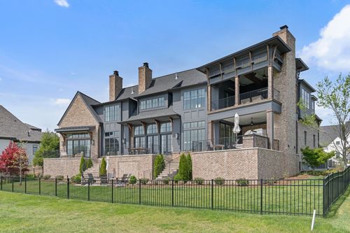 7212 Shagbark Ln, College Grove, TN, 37046-8800 | Card Image