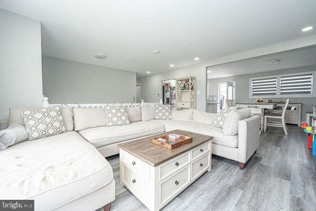 29 Holyoke Dr, House other with 4 bedrooms, 3 bathrooms and null parking in DELRAN NJ | Image 11
