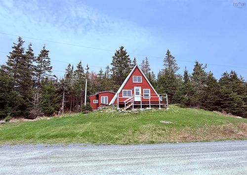 671 S Shore Rd, Moser River, NS, B0J2K0 | Card Image