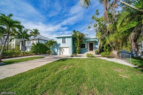 1283 Grand Canal Dr, NAPLES, FL, 34110-1506 | Card Image