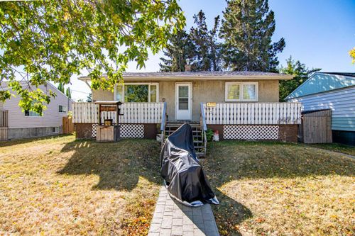 3721 46 Street, Red Deer, AB, T4N1L5 | Card Image