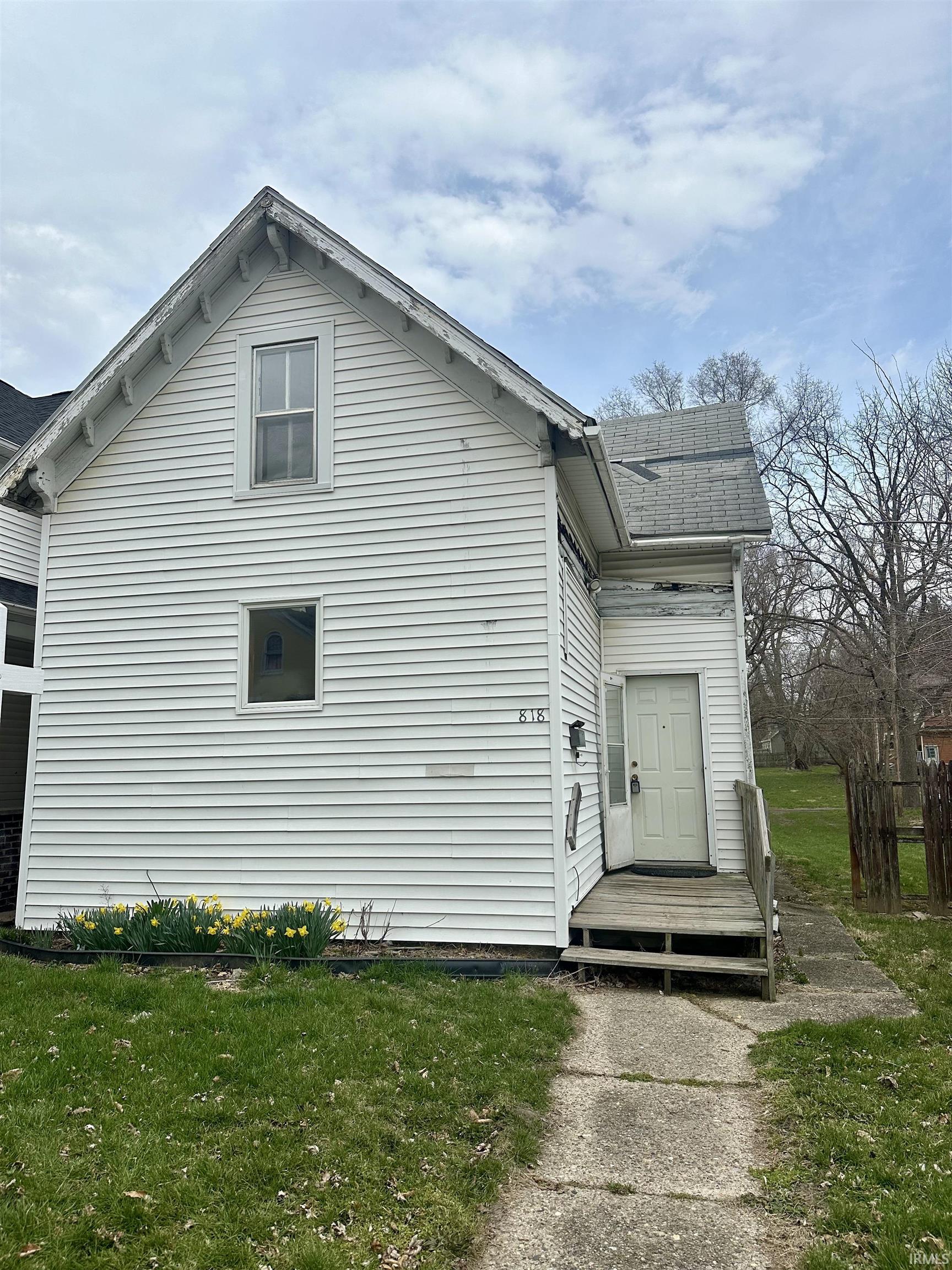 818 W Dewald Street, Sold in Fort Wayne - eXp Realty