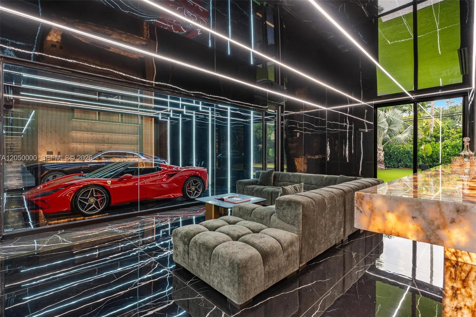 Residential in Pinecrest 5