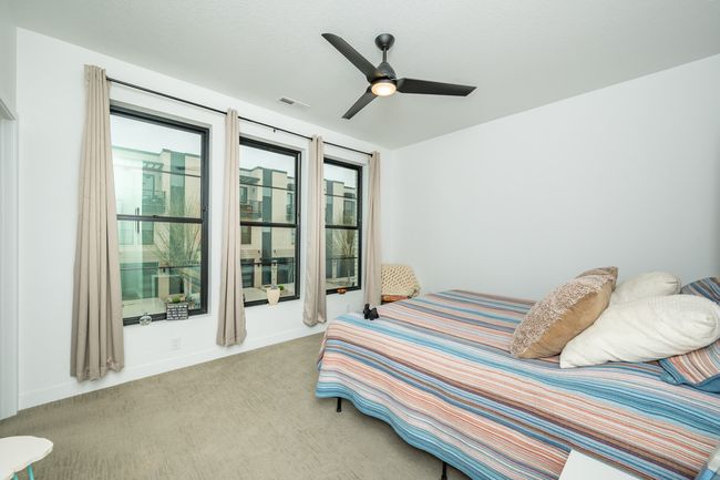 1327 Keosauqua Way, Condo with 2 bedrooms, 3 bathrooms and null parking in Des Moines IA | Image 13