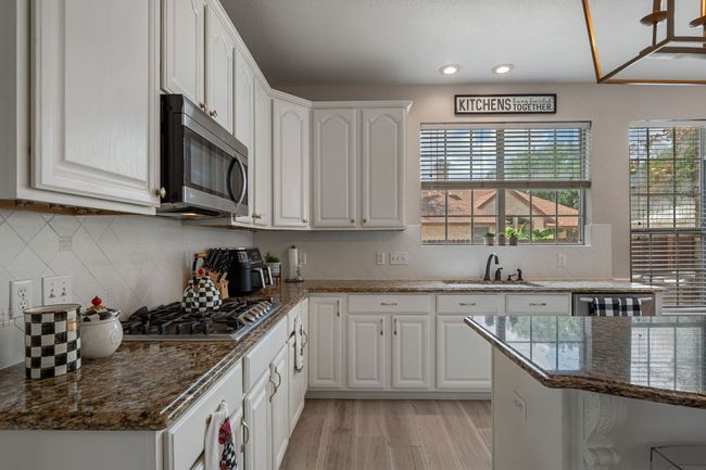 10001 Lachlan Dr, House other with 5 bedrooms, 3 bathrooms and null parking in Austin TX | Image 11