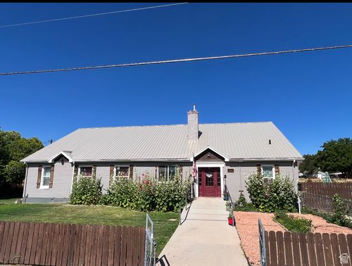 1375 N State St, Sigurd, UT, 84657-7718 | Card Image