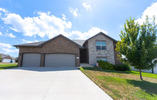 820 Brewer Ave, Nixa, MO, 65714-9458 | Card Image