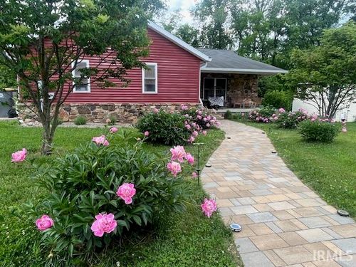 1106 W Countryside Ln, Bloomington, IN, 47403-2975 | Card Image