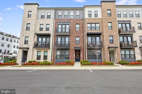 21805 Croxley Ter, BROADLANDS, VA, 20148-5551 | Card Image