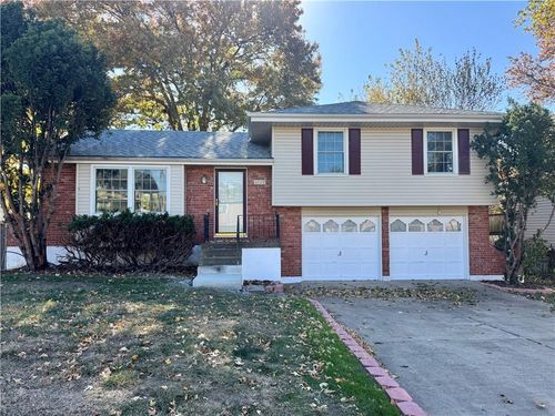 6929 Nw 80th St, Kansas City, MO, 64152-2006 | Card Image