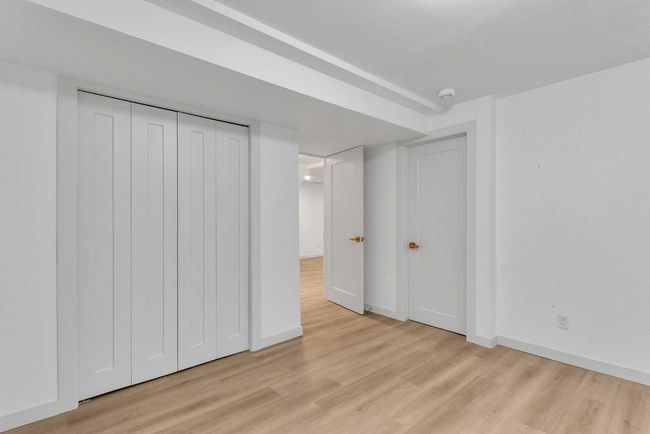 116 Strathcona Close Sw, House other with 4 bedrooms, 4 bathrooms and 4 parking in Calgary AB | Image 27