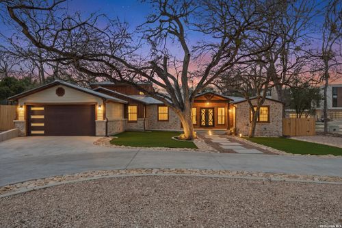 227 E Sunset Rd, San Antonio, TX, 78209-2717 | Card Image