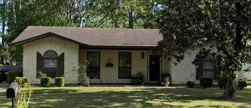 2722 Woodley Park Dr, Montgomery, AL, 36116-3837 | Card Image