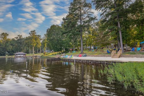 385 S Holiday Dr, Macon, NC, 27551-9229 | Card Image