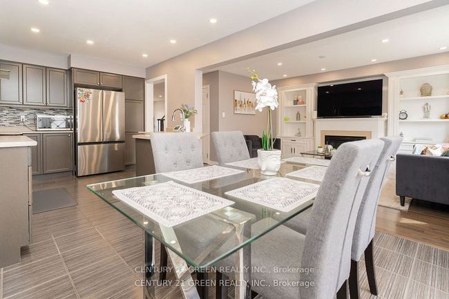 94 Snowling Dr, House attached with 6 bedrooms, 4 bathrooms and 2 parking in Ajax ON | Image 13