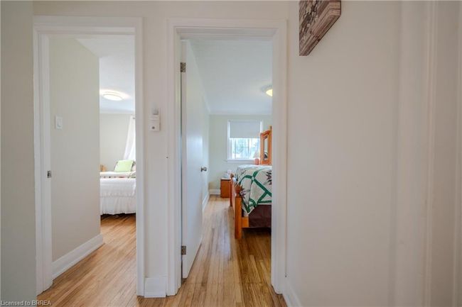 131 Morrell St, House other with 3 bedrooms, 2 bathrooms and 4 parking in Brantford ON | Image 14