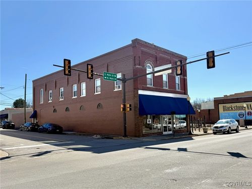 a-101 N Main St, Blackstone, VA, 23824-1445 | Card Image