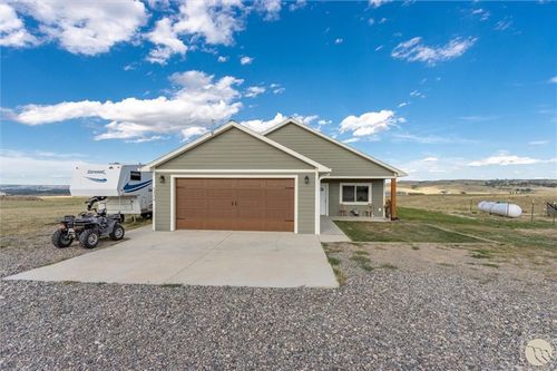 5400 Blue Horizon Dr, Huntley, MT, 59037-9248 | Card Image