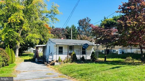 19826 Jefferson Blvd, Hagerstown, MD, 21742-4234 | Card Image