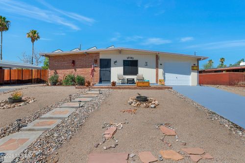 7230 E Flamenco Dr, Tucson, AZ, 85710-1306 | Card Image