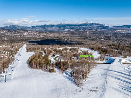 8118 Sawtooth Road, Carrabassett Valley, ME, 04947 | Card Image