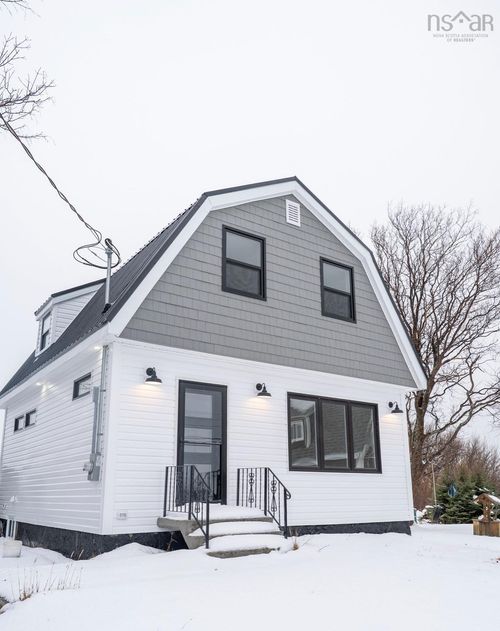 49 Ocean Ave, Dominion, NS, B1G1R4 | Card Image