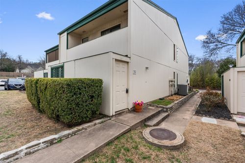 apt-704-6718 Silvermine Dr, Austin, TX, 78736-1742 | Card Image