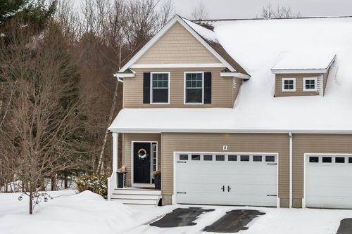 8 Cider Mill Ln, Stratham, NH, 03885-6554 | Card Image