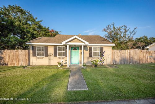 1806 Roosevelt St, Pascagoula, MS, 39567-6458 | Card Image