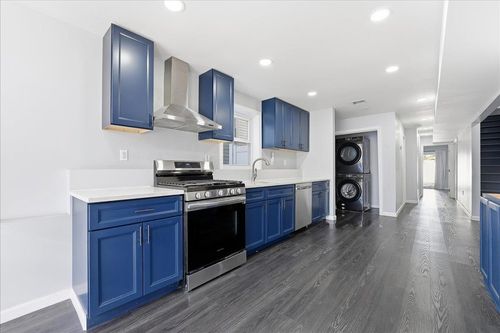 1-225 Freeman Ave, Jersey City, NJ, 07306-7003 | Card Image