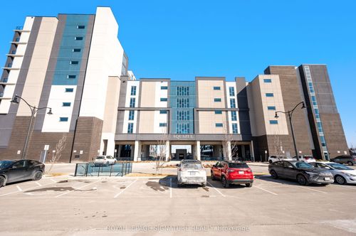 630-16 Concord Pl, Grimsby, ON, L3M0J1 | Card Image