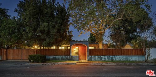 5108 Strohm Ave, Toluca Lake, CA, 91602-2803 | Card Image