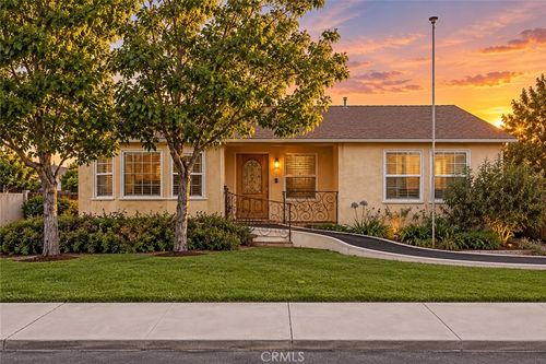 331 N Reese Pl, Burbank, CA, 91506-2141 | Card Image