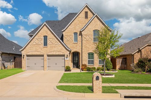 517 Lake Livingston Trl, Mckinney, TX, 75071-3347 | Card Image