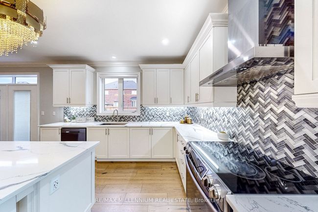 19 Mitchell Cres, House other with 5 bedrooms, 4 bathrooms and 7 parking in Mono ON | Image 32