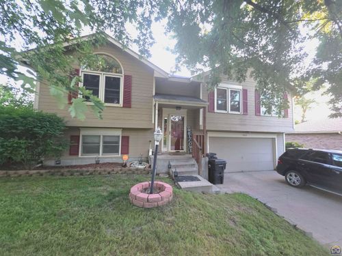 4249 Se Wisconsin Ave, Topeka, KS, 66609-1707 | Card Image