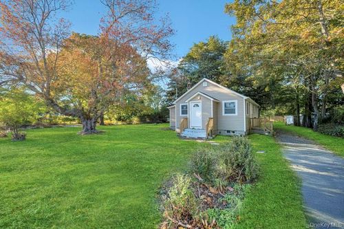 231 Elm Rd W, Mastic Beach, NY, 11951-5420 | Card Image