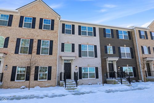 6614 Halsey St, Zionsville, IN, 46077-9874 | Card Image